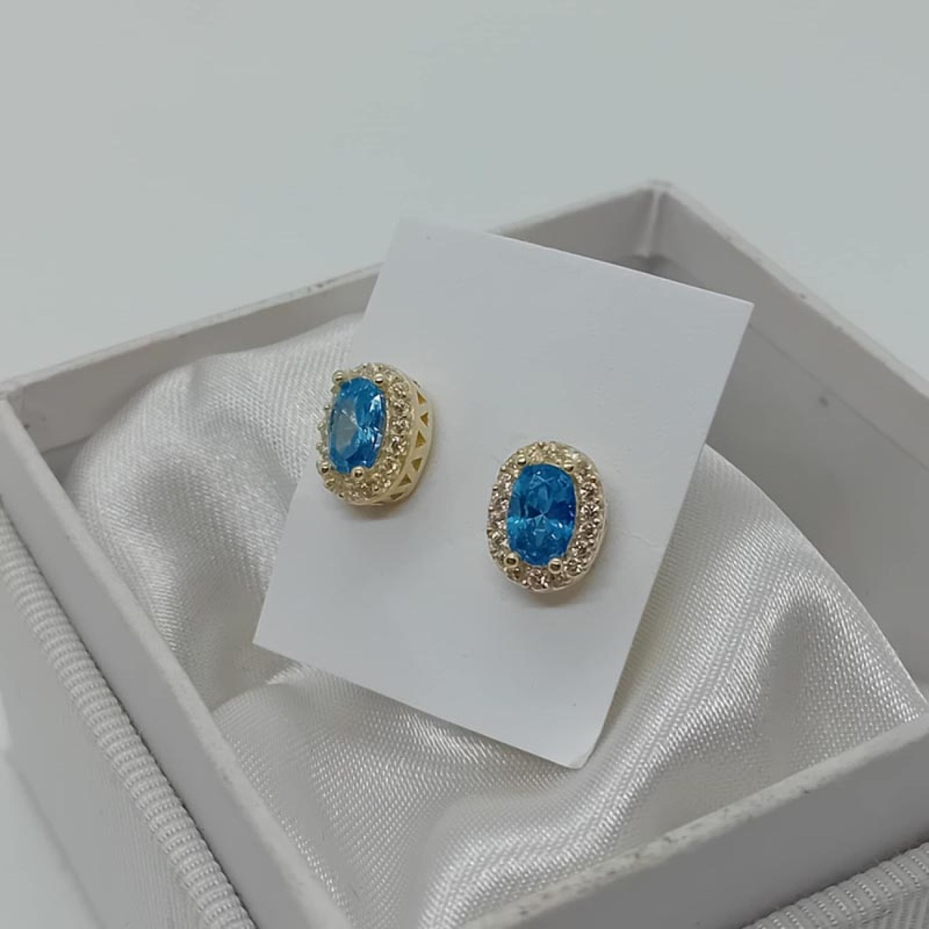 Σκουλαρίκια κουμπωτά γαλάζιο ζιργκόν